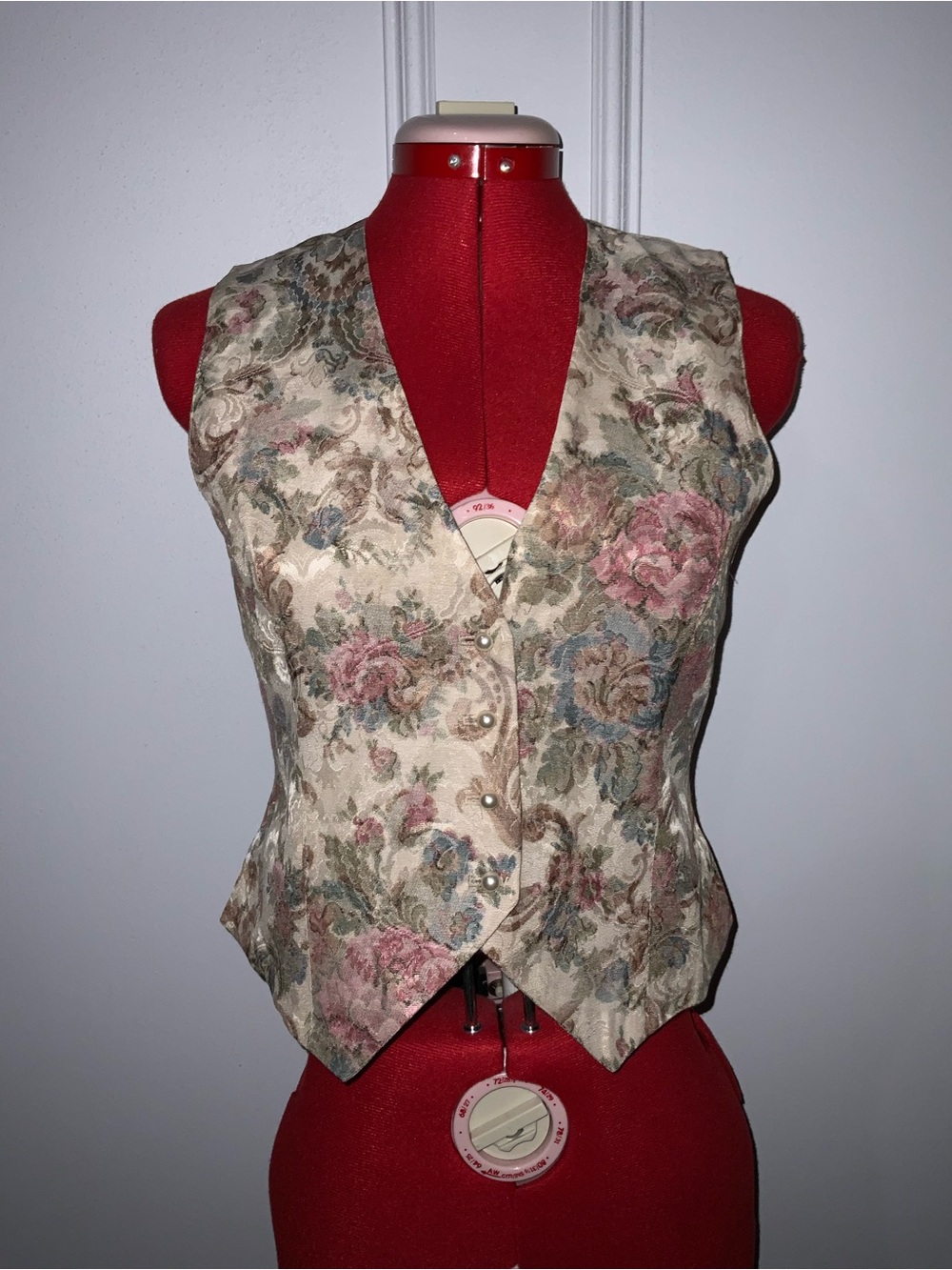 Vintage Prophecy Petite USA Floral Tapestry Waistcoat Vest - Cream Multi size 4